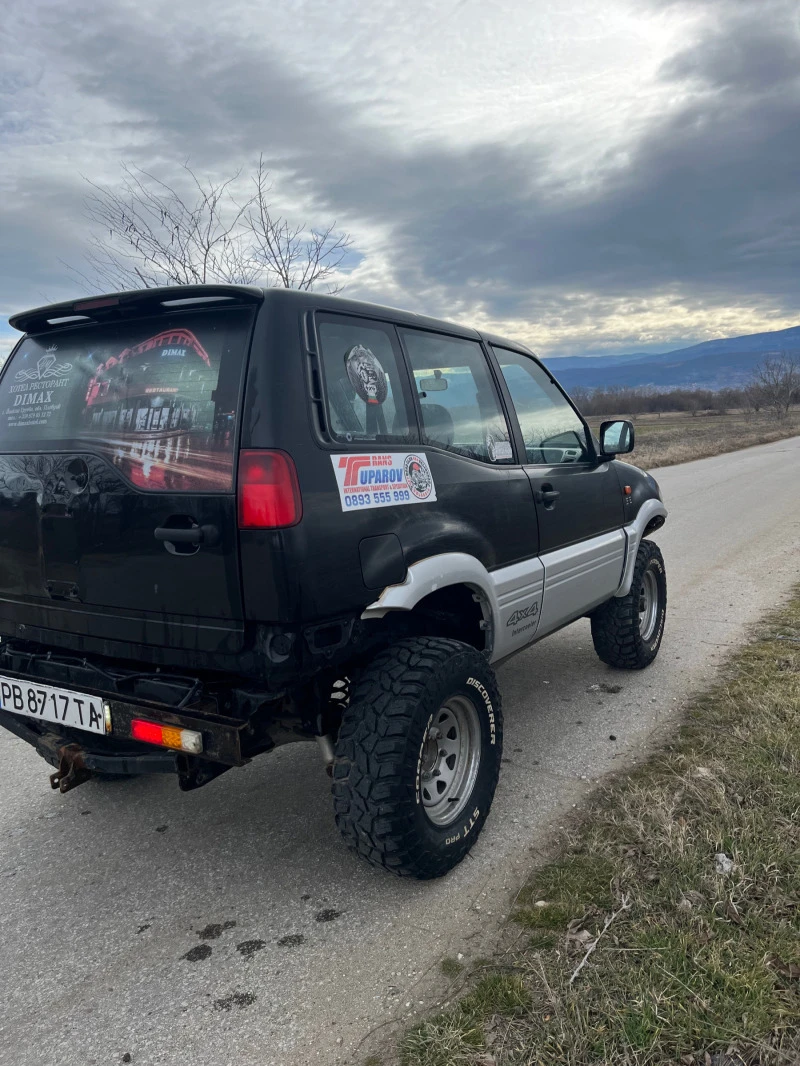 Nissan Terrano, снимка 7 - Автомобили и джипове - 47346635