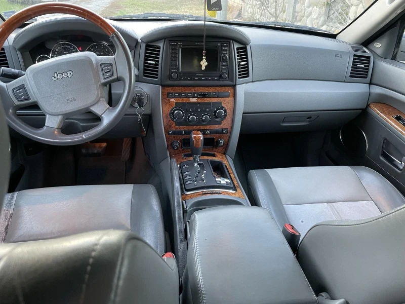 Jeep Grand cherokee 3.0 CRD, снимка 11 - Автомобили и джипове - 47914539