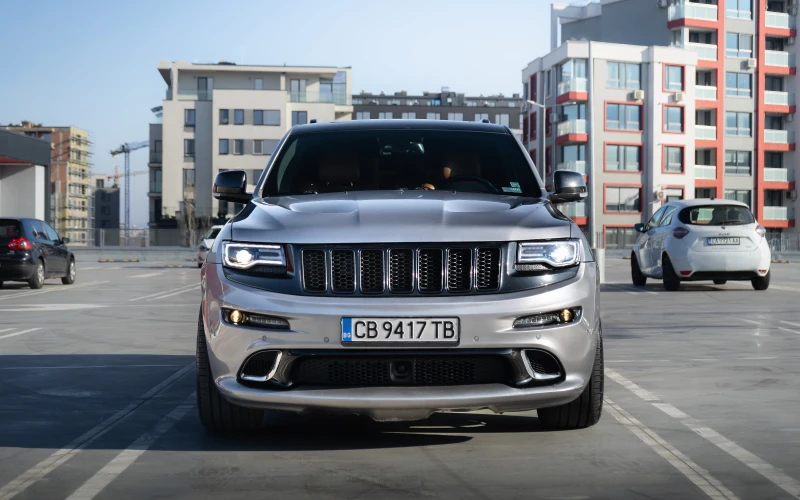 Jeep Grand cherokee SRT, снимка 2 - Автомобили и джипове - 49247759