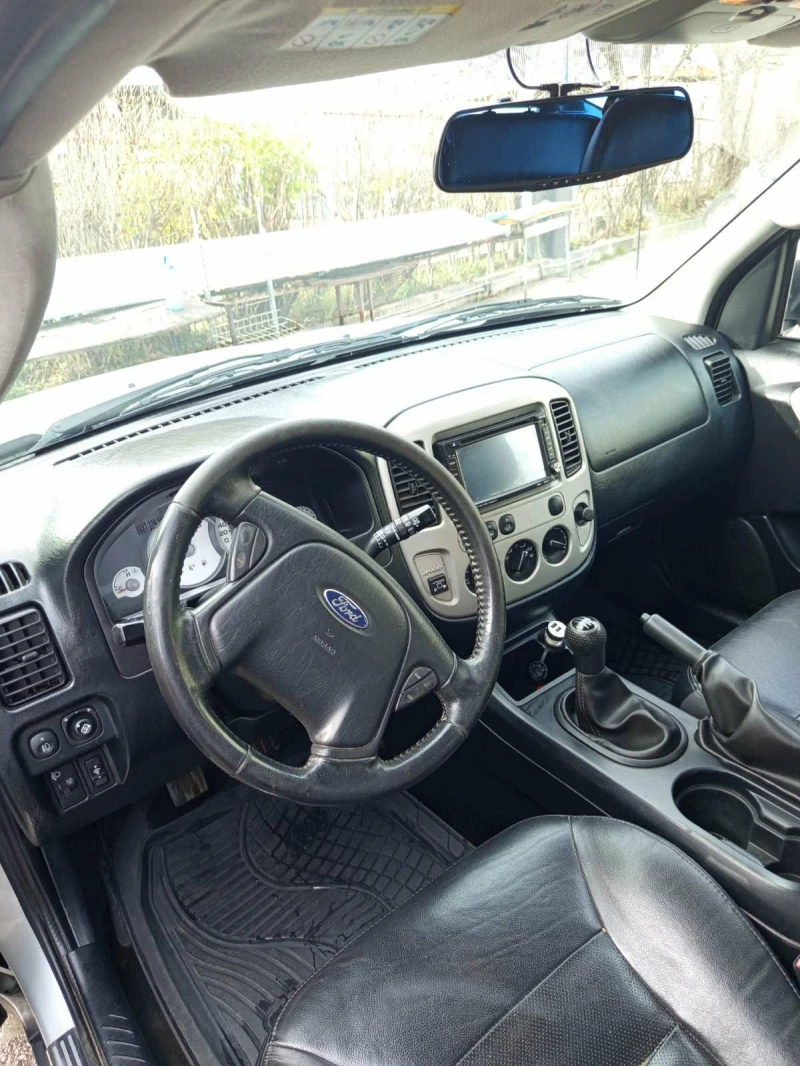 Ford Maverick, снимка 7 - Автомобили и джипове - 53010470