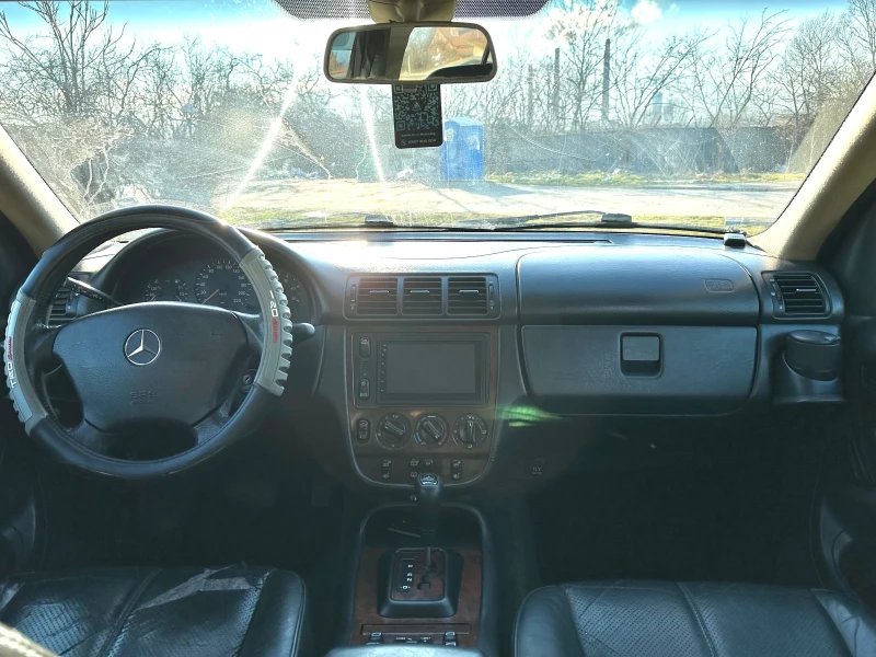 Mercedes-Benz ML 270 2.7 CDI, снимка 10 - Автомобили и джипове - 53154127