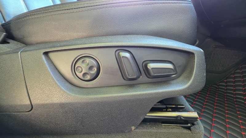 Audi Q8, снимка 10 - Автомобили и джипове - 53405394