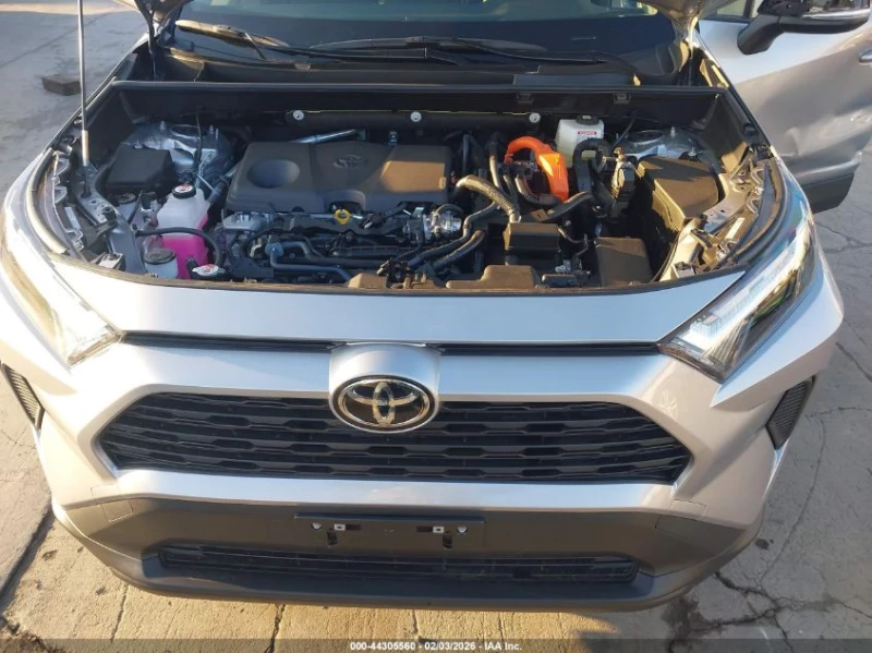 Toyota Rav4 2.5l Hybrid Xle, снимка 10 - Автомобили и джипове - 53573082