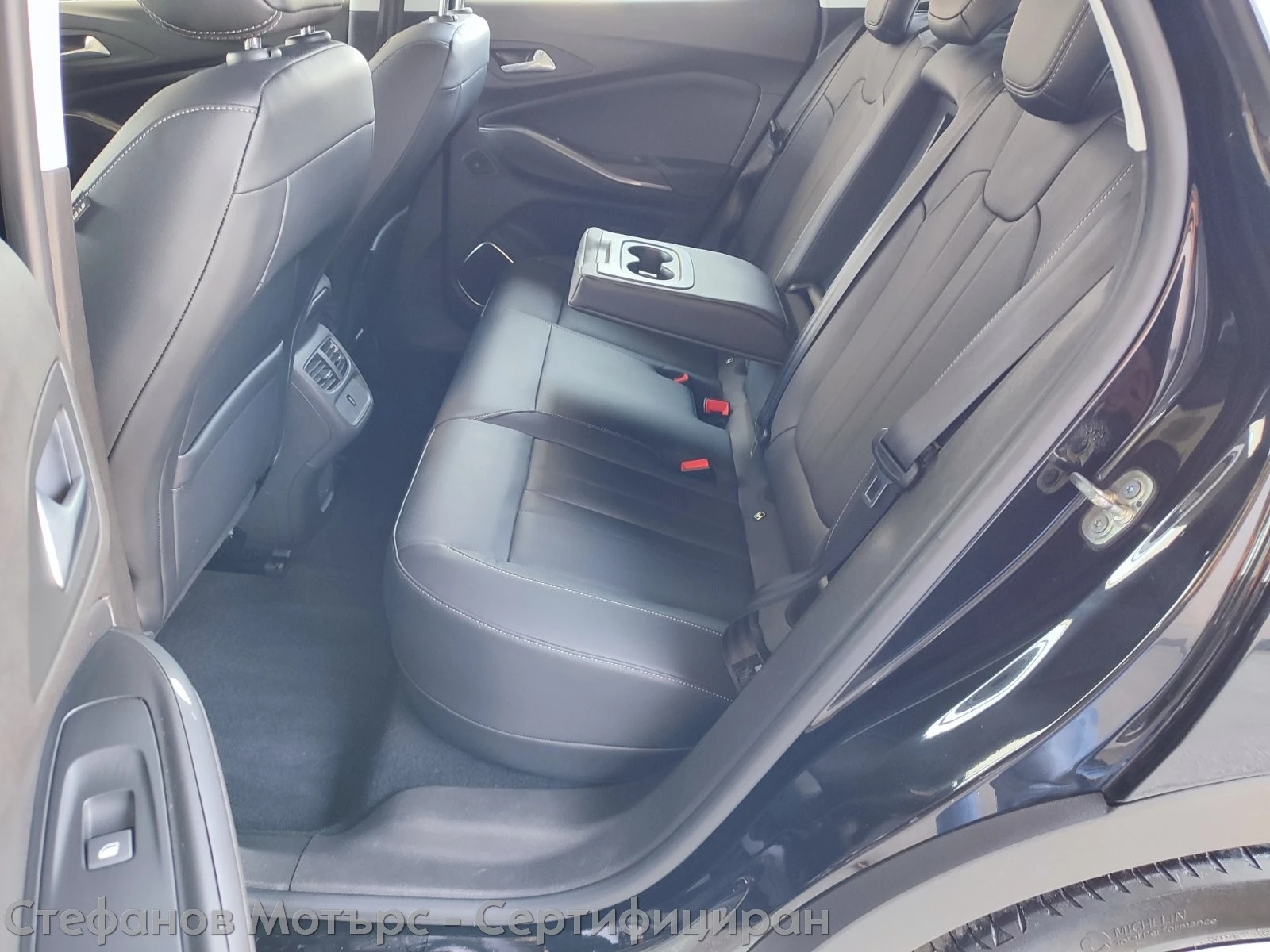 Opel Grandland X Business Elegance 1.6 PHEV (225hp) AT8 | Mobile.bg   13