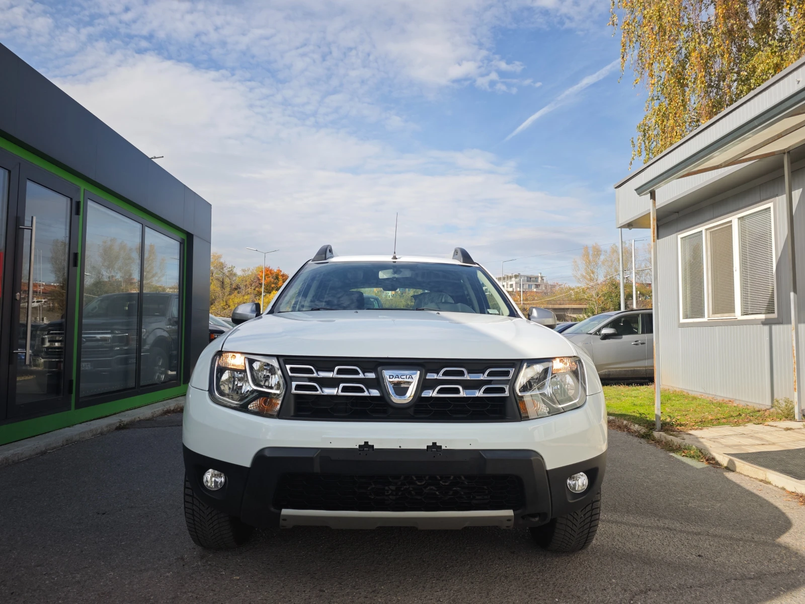 Dacia Duster 1.6 4X4 Navi - изображение 2