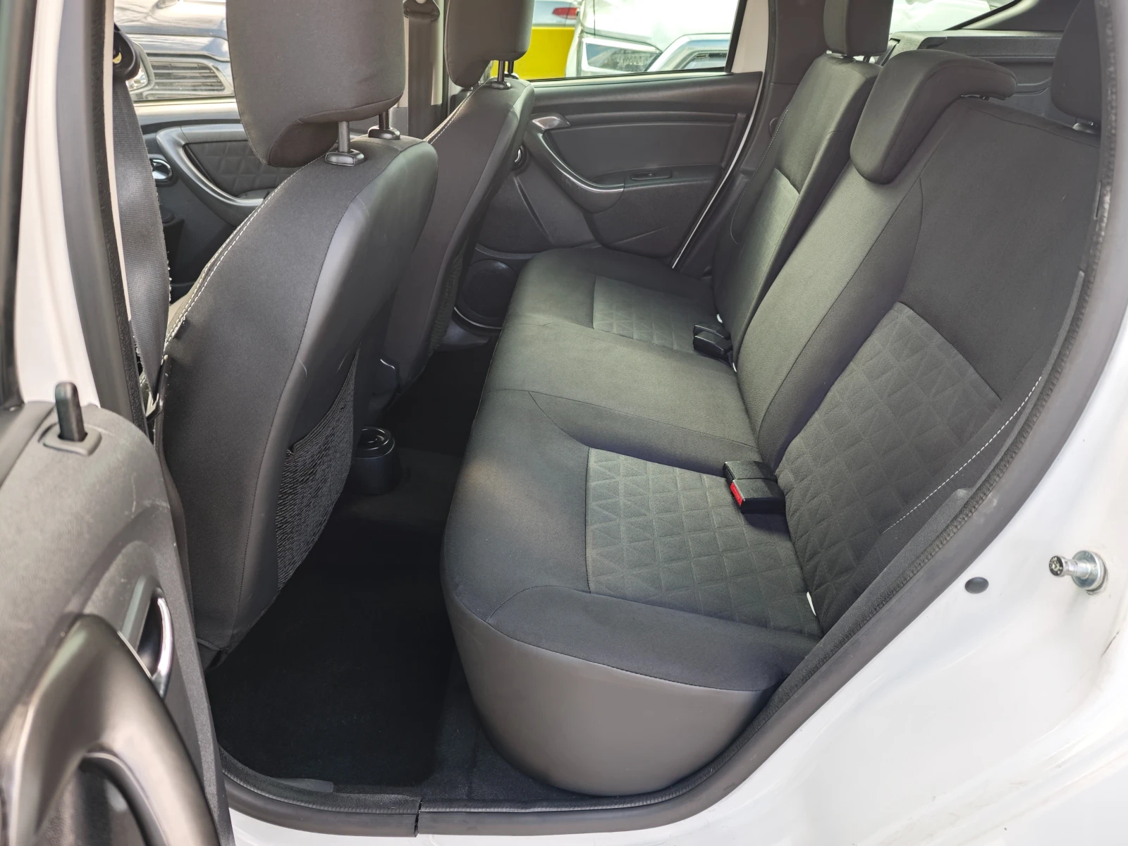 Dacia Duster 1.6 4X4 Navi | Mobile.bg   12