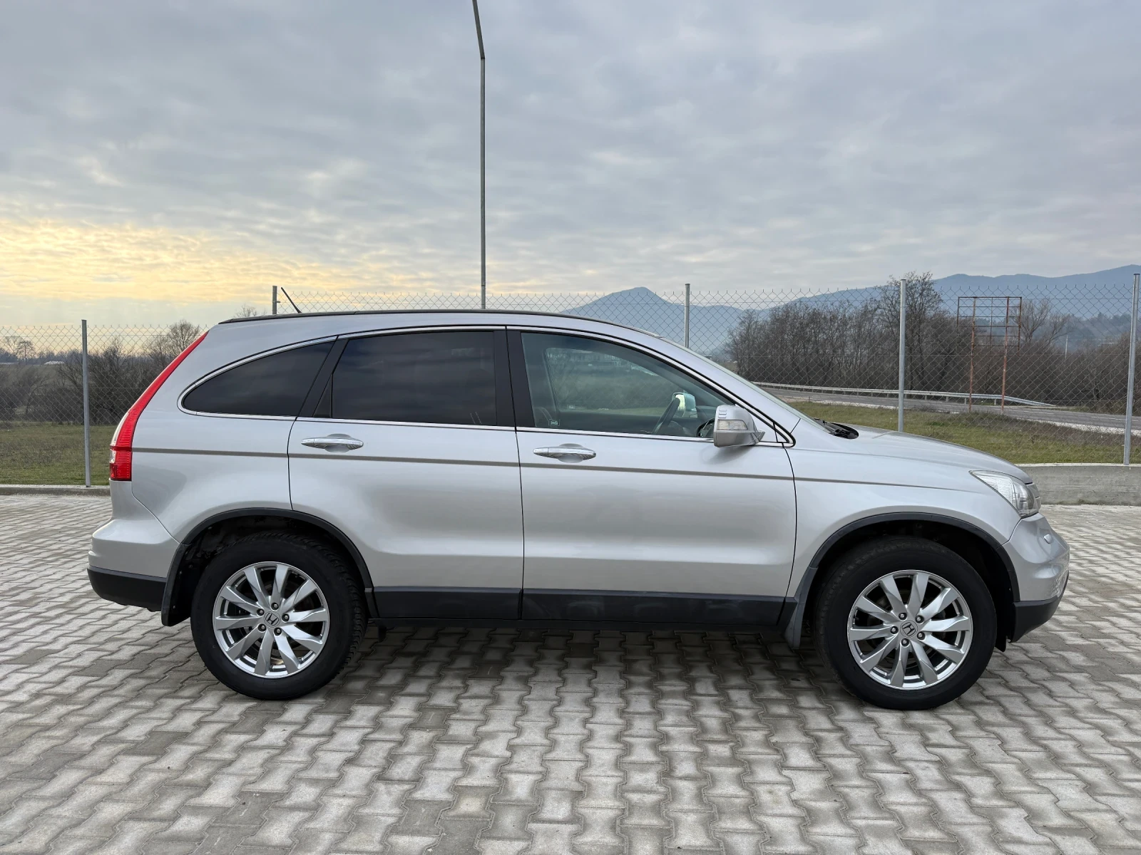 Honda Cr-v  - изображение 7