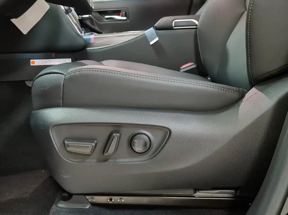 Toyota Land cruiser ���!LC300/70thANV/303HP/360/NAVI/DIGITAL/4X4/844V | Mobile.bg � ����������� 11