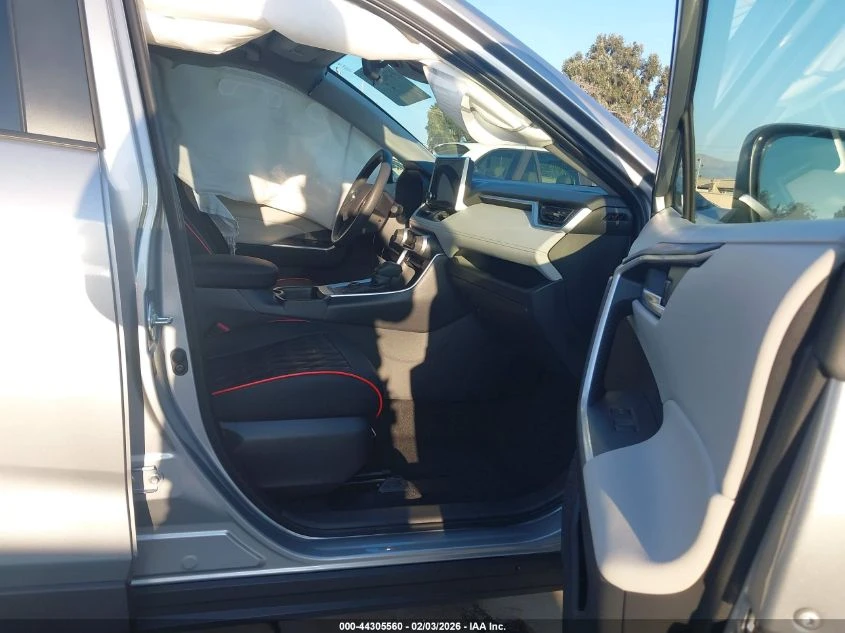 Toyota Rav4 2.5l Hybrid Xle - изображение 5