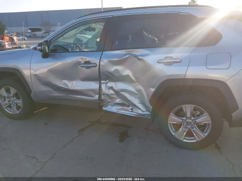 Toyota Rav4 2.5l Hybrid Xle - изображение 6