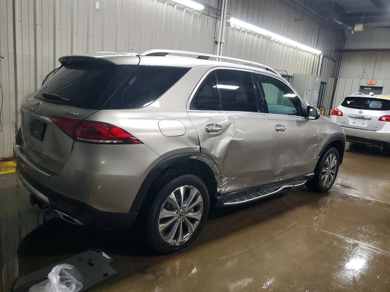 Mercedes-Benz GLE 350 * 4MATIC*  - изображение 4