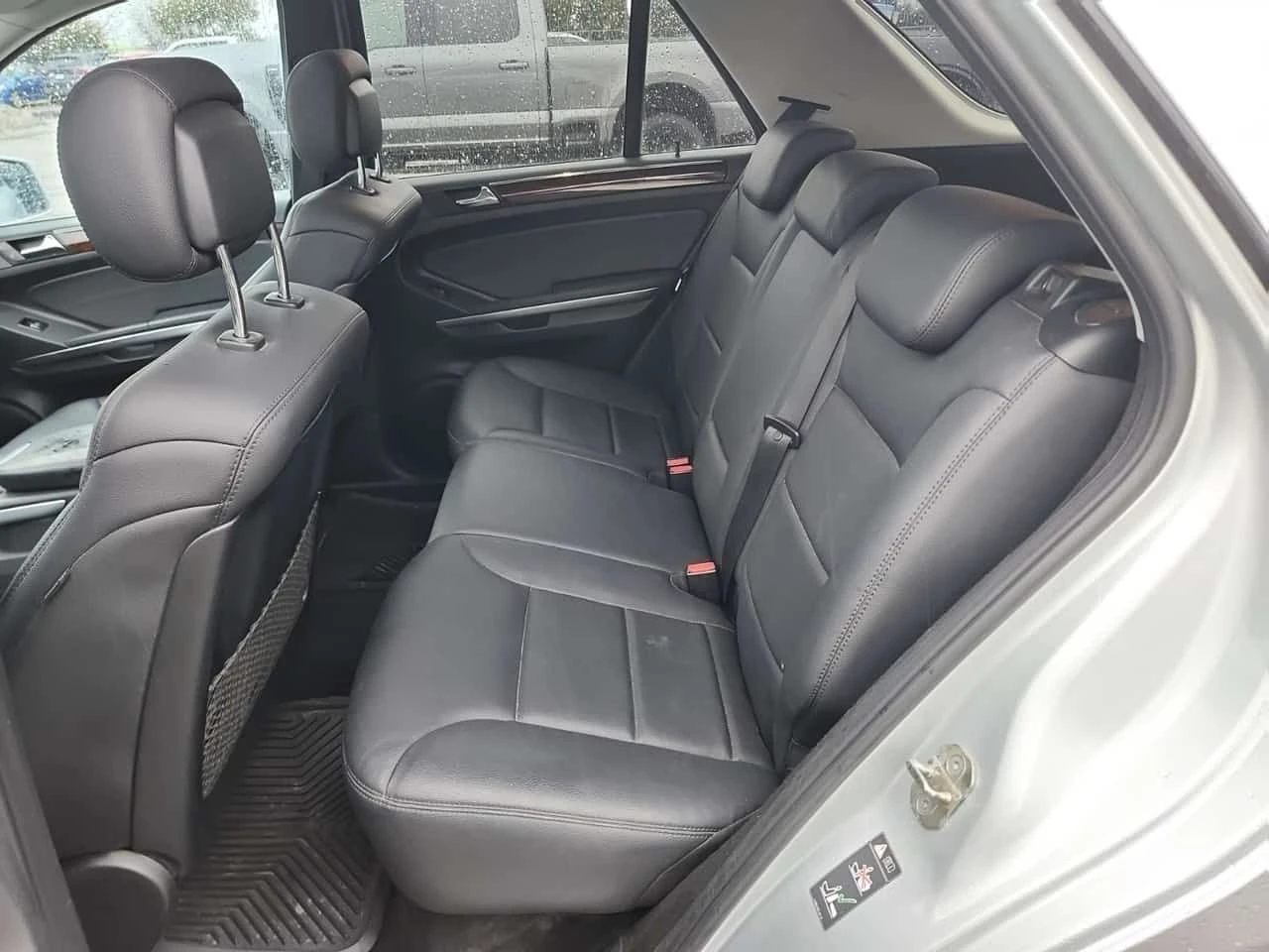 Mercedes-Benz ML 350 BlueTEC| ПОДГРЕВ| ШИБИДАХ| CARFAX, снимка 12 - Автомобили и джипове - 54002020