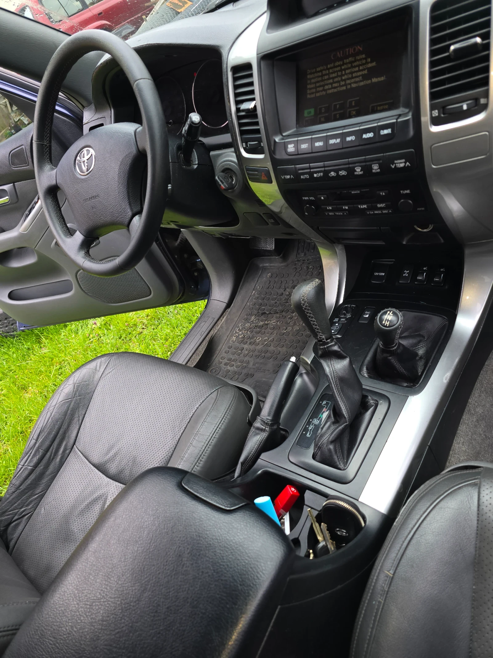 Toyota Land cruiser 4.0 VVT-I Газ/Бензин, снимка 6 - Автомобили и джипове - 54178137