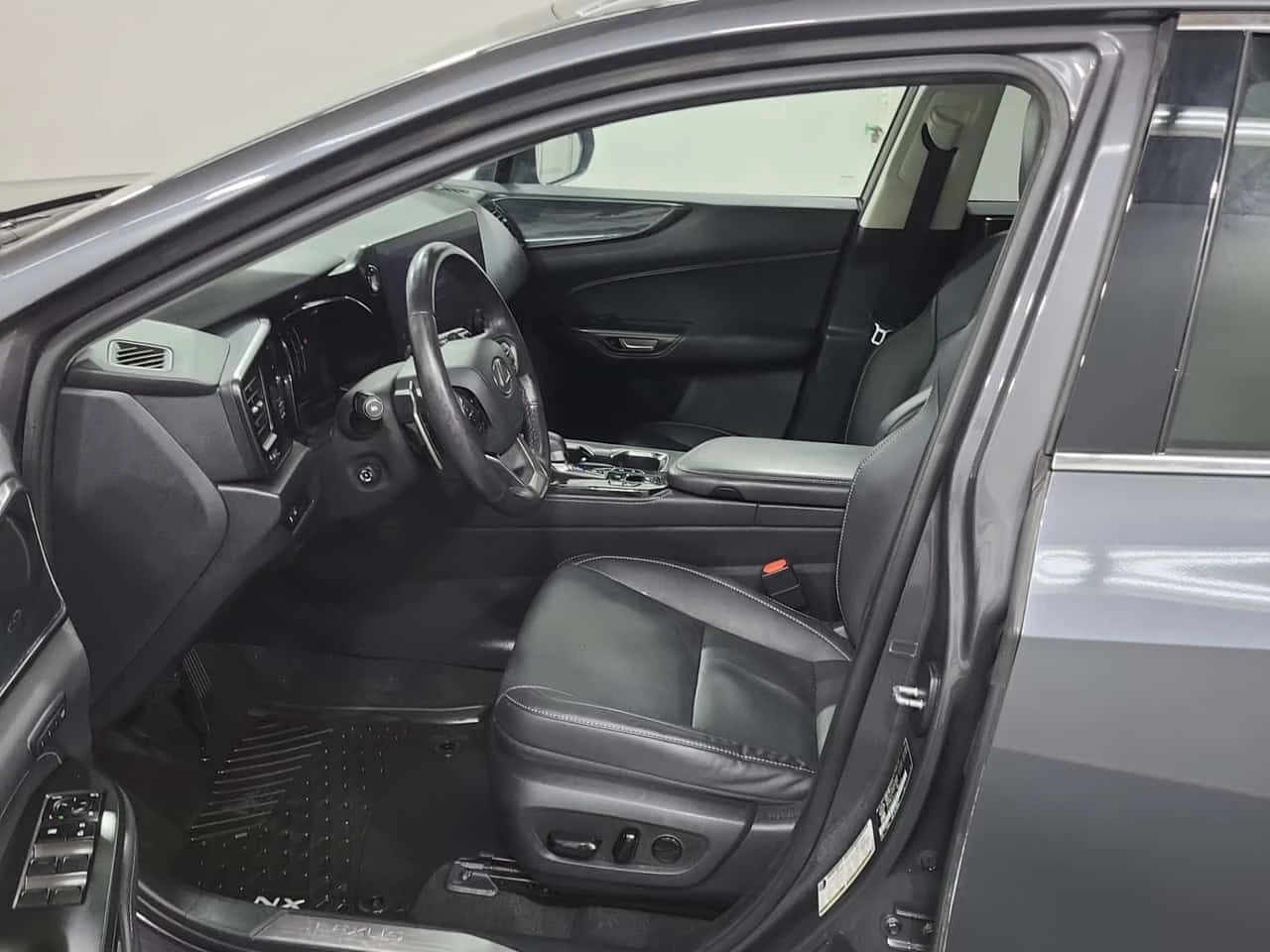 Lexus NX 350  CARFAX | Mobile.bg � ����������� 5