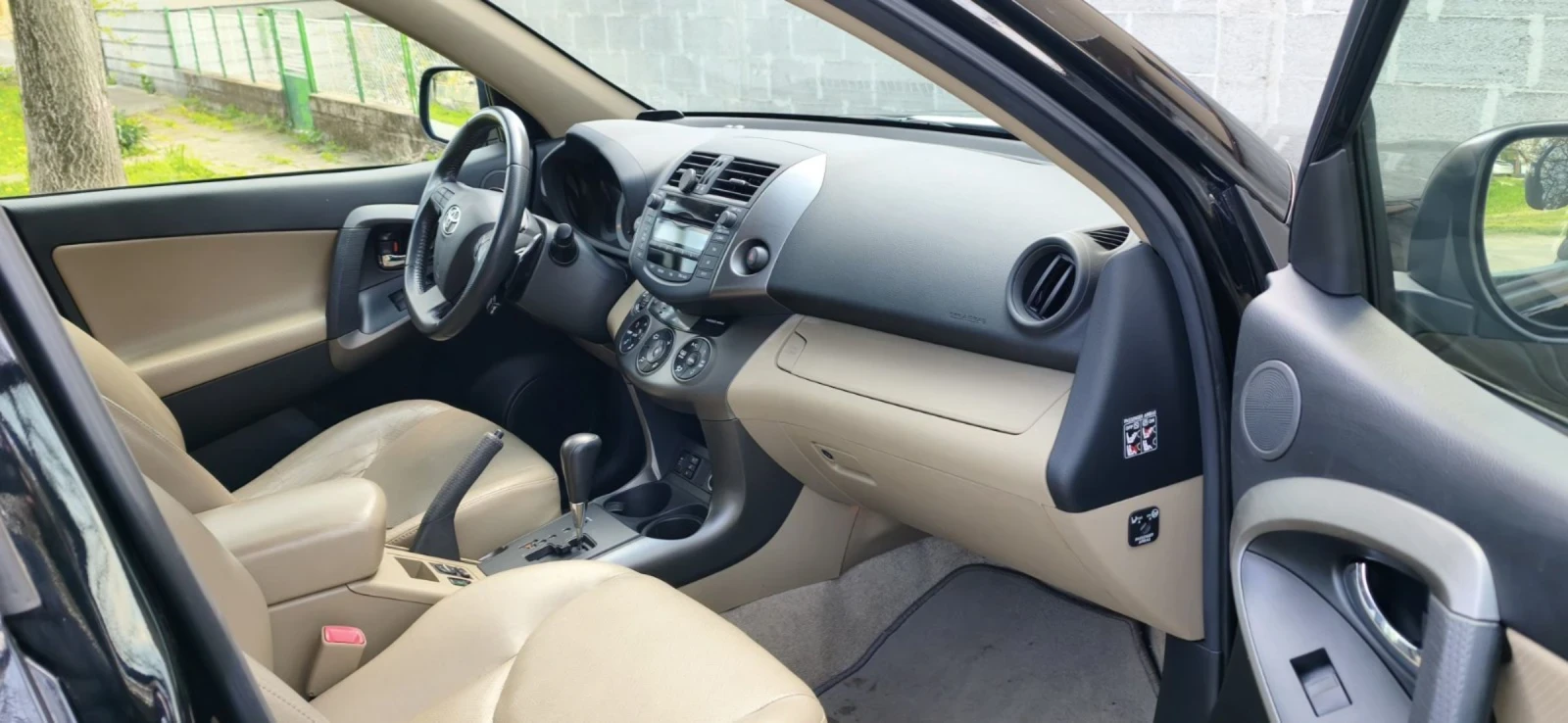 Toyota Rav4, снимка 8 - Автомобили и джипове - 54387586