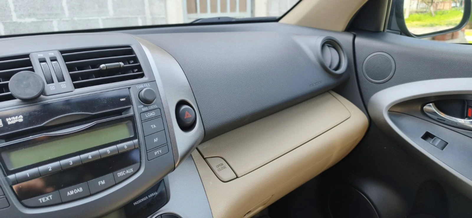 Toyota Rav4, снимка 11 - Автомобили и джипове - 54387586