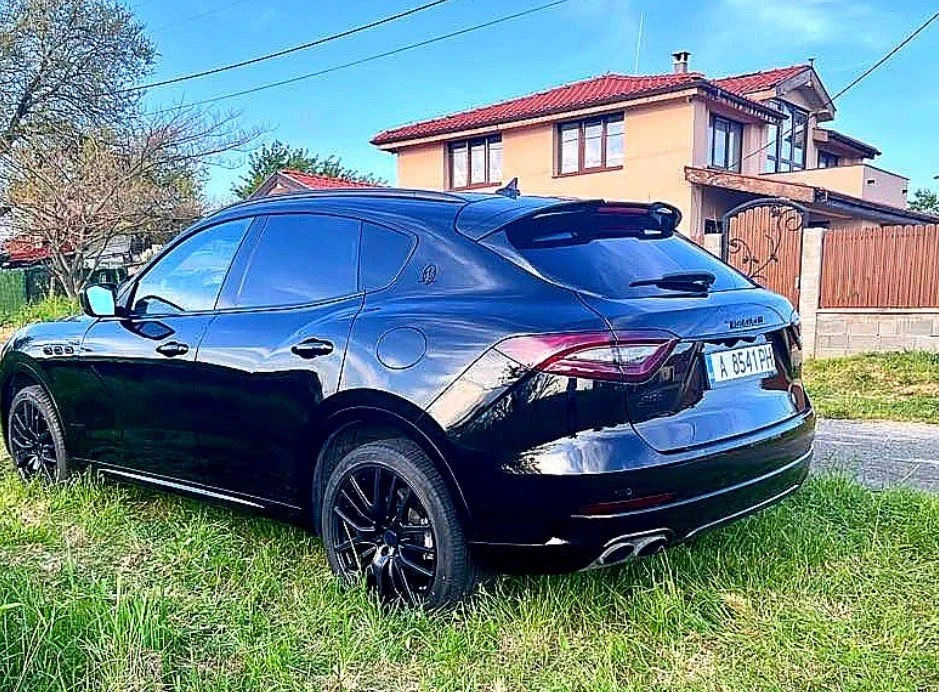 Maserati Levante SQ4 3000V6 black edition , снимка 2 - Автомобили и джипове - 54502300