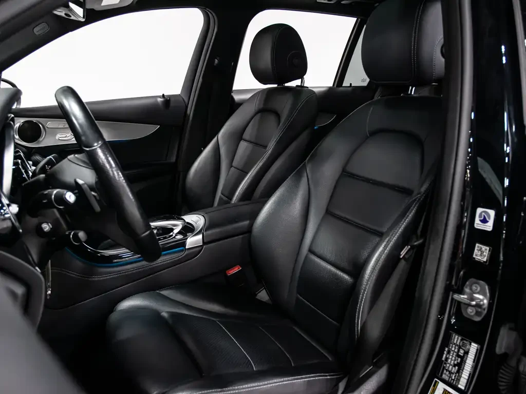 Mercedes-Benz GLC 300 4MATIC, снимка 10 - Автомобили и джипове - 55009150