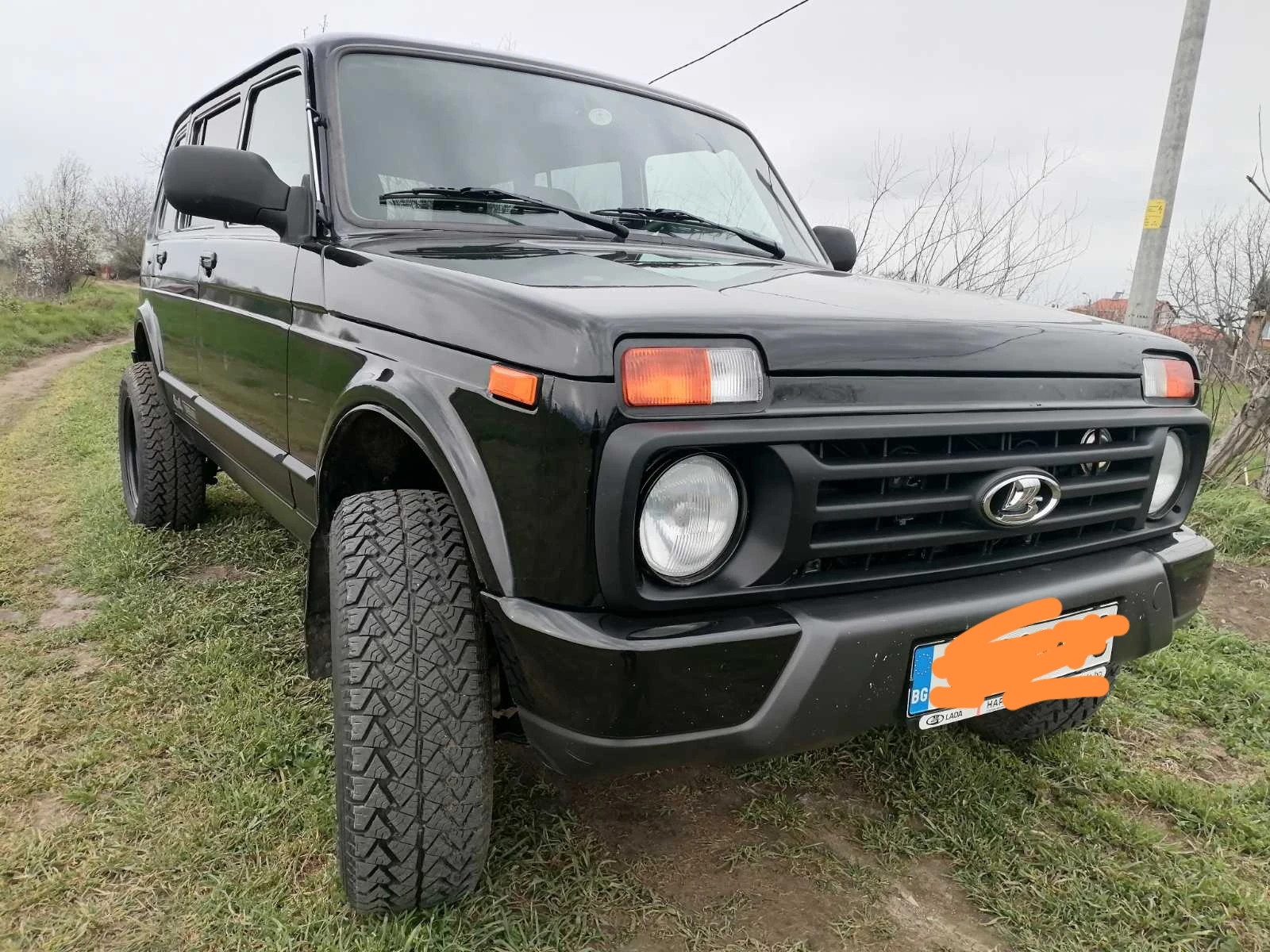 Lada Niva URBAN, снимка 2 - Автомобили и джипове - 55597284