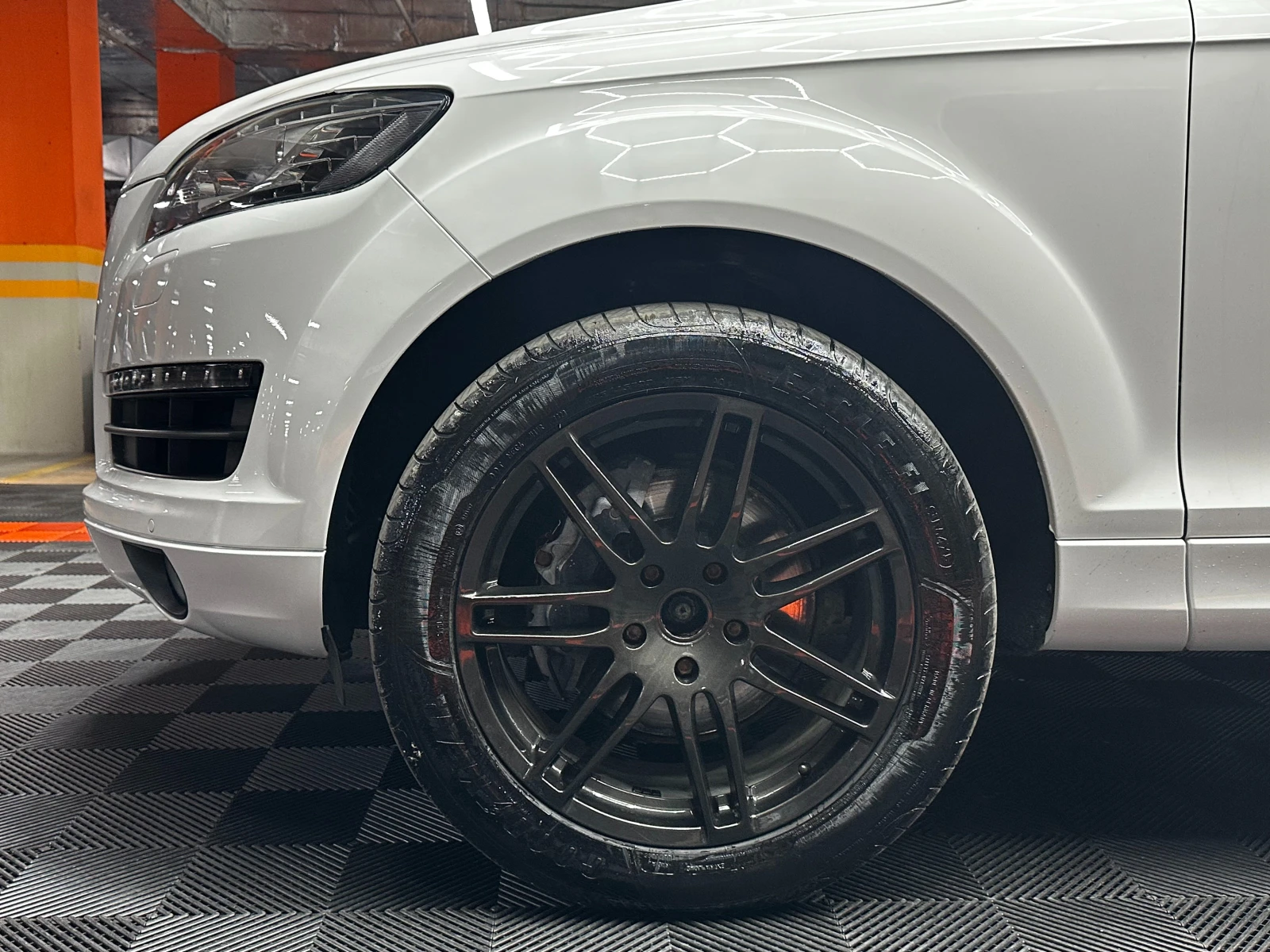 Audi Q7 Facelift/3.0tdi 245кс/Quattro/ГАРАНЦИЯ, снимка 6 - Автомобили и джипове - 55692711
