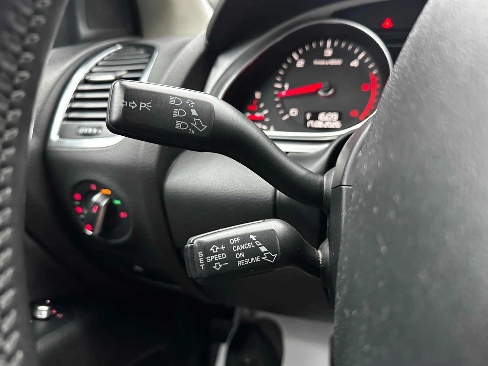 Audi Q7 Facelift/3.0tdi 245кс/Quattro/ГАРАНЦИЯ, снимка 15 - Автомобили и джипове - 55692711