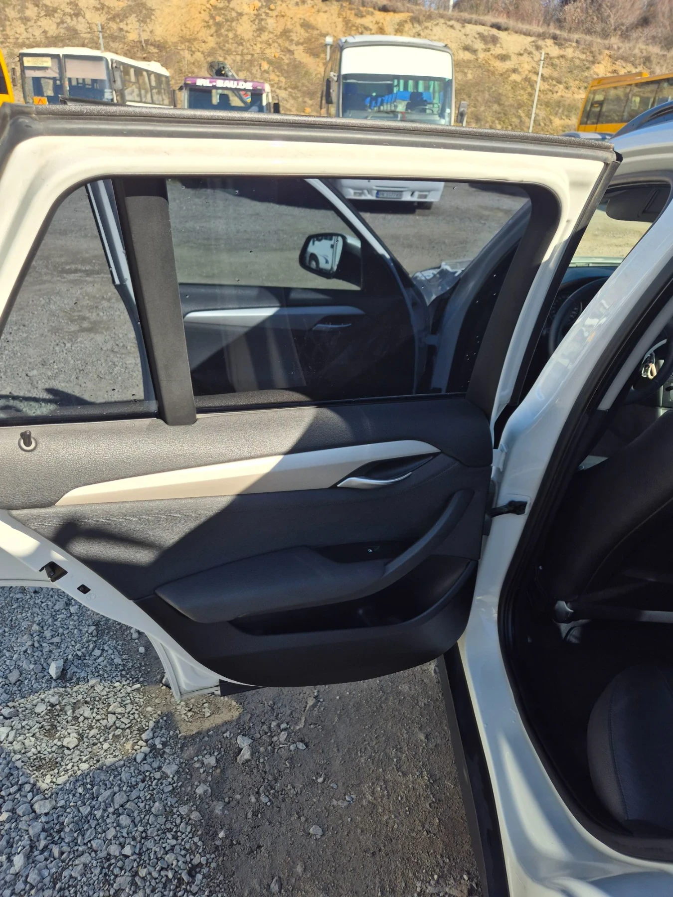 BMW X1, снимка 13 - Автомобили и джипове - 55805698