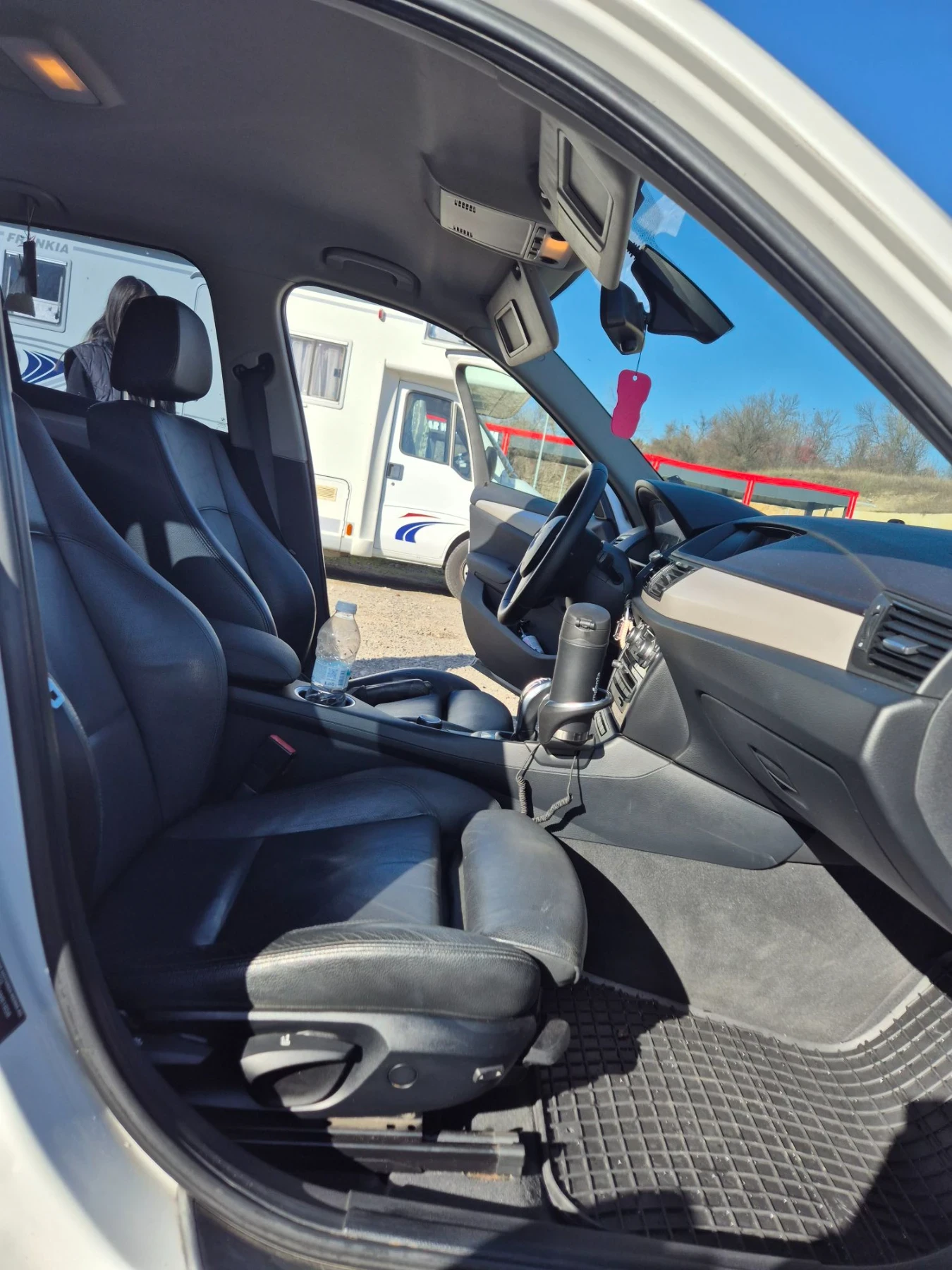 BMW X1, снимка 15 - Автомобили и джипове - 55805698