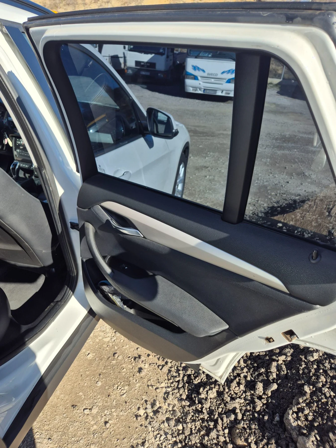 BMW X1, снимка 16 - Автомобили и джипове - 55805698