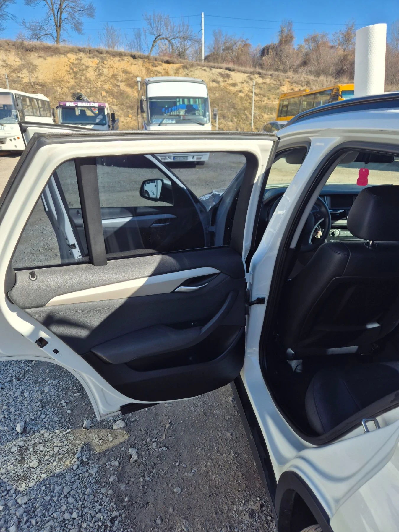 BMW X1, снимка 11 - Автомобили и джипове - 55805698