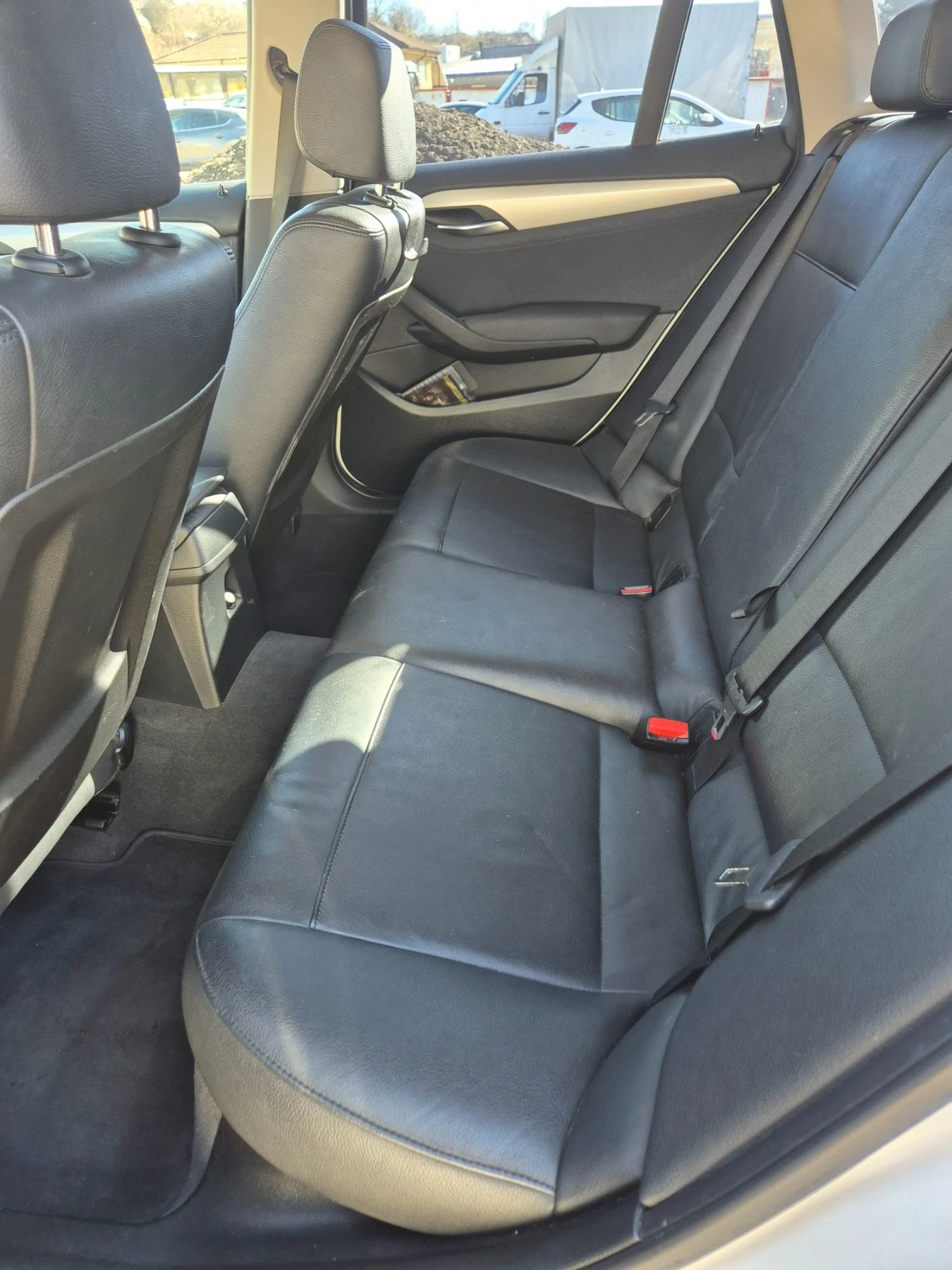 BMW X1, снимка 12 - Автомобили и джипове - 55805698