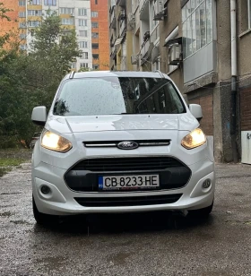  Ford Tourneo