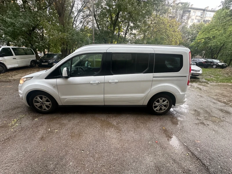 Ford Tourneo, снимка 5 - Бусове и автобуси - 47470875