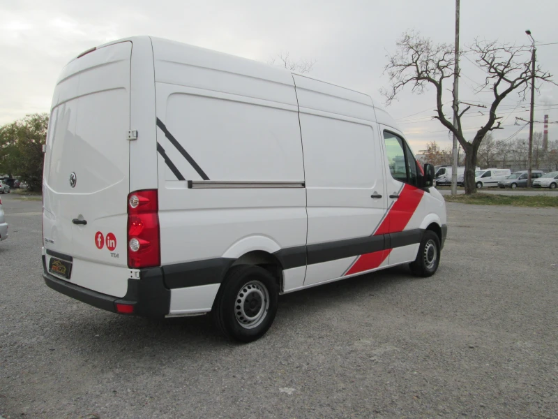 VW Crafter 2.0TDI NAVI, снимка 5 - Бусове и автобуси - 48219635