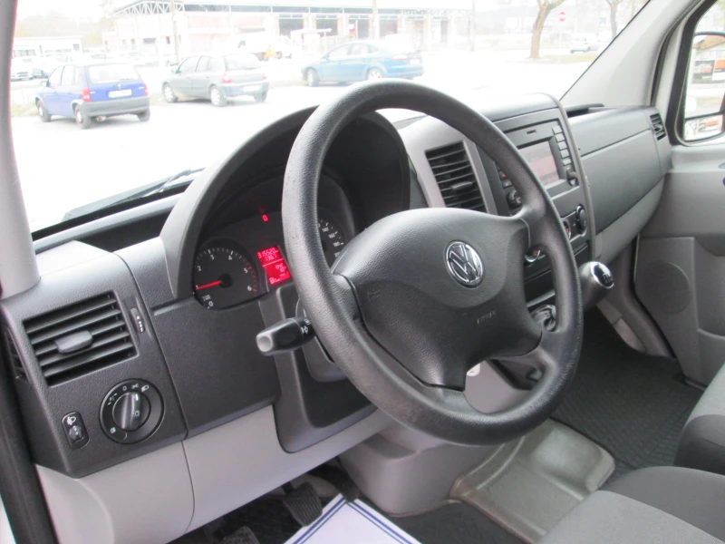 VW Crafter 2.0TDI NAVI, снимка 13 - Бусове и автобуси - 48219635