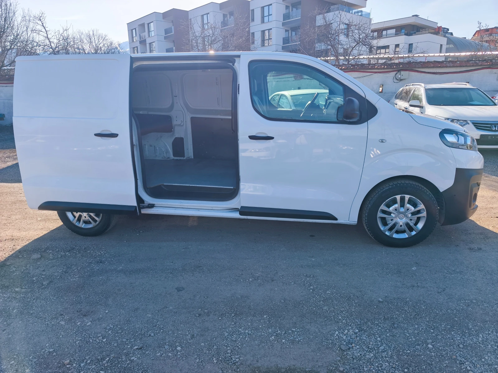 Citroen Jumpy 2.0 HDI 122 кс., снимка 4 - Бусове и автобуси - 53770762
