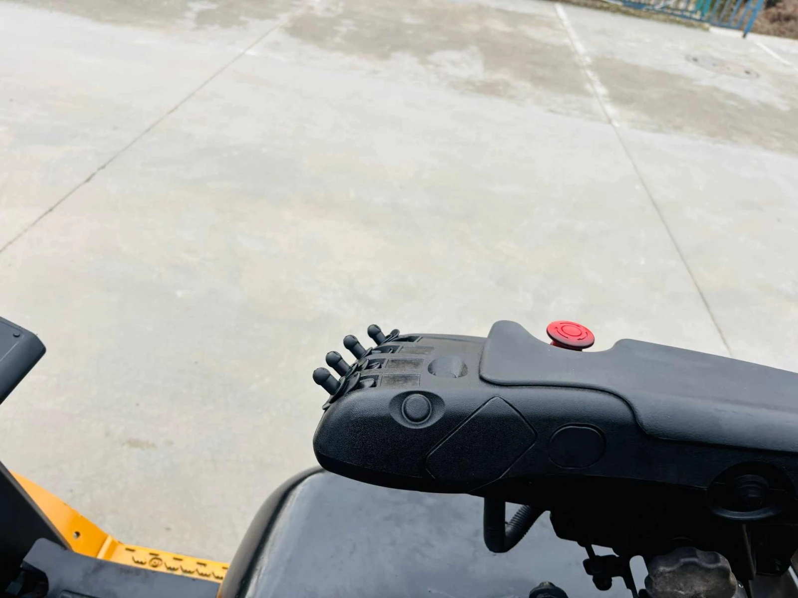 ������� Cat ������� ���������� � ������� ���������� | Mobile.bg � ����������� 9