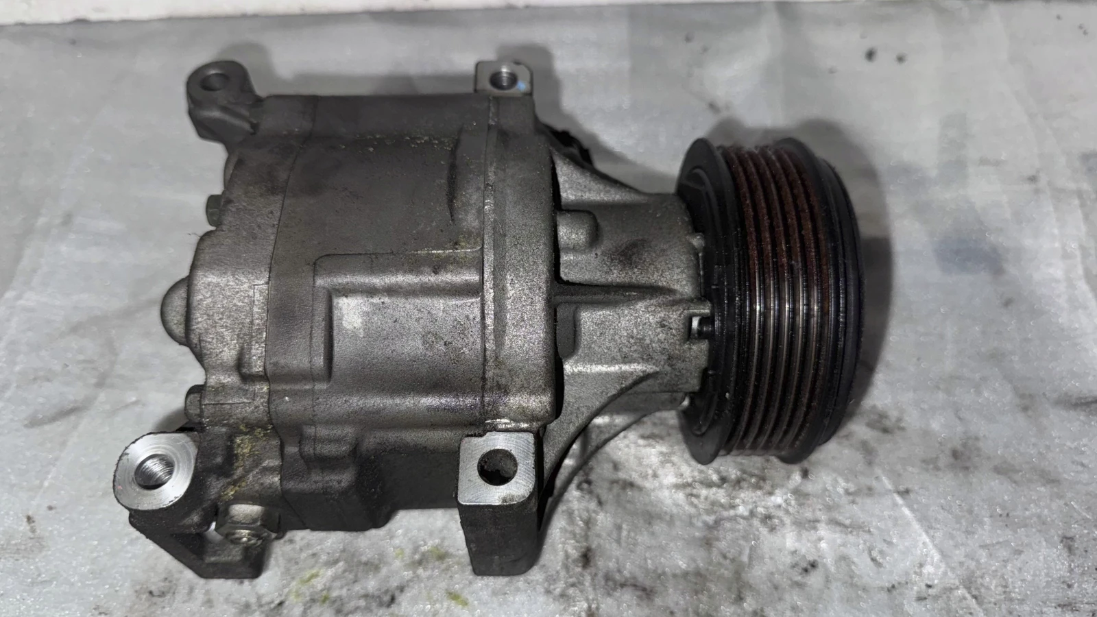     Toyota Corolla - SCSA06C / 447220-6360 | Mobile.bg   1