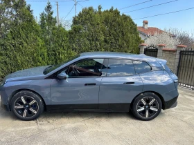 BMW iX xdrive40, снимка 3