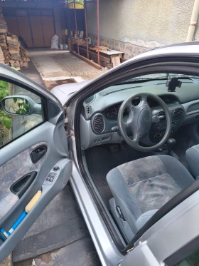 Renault Megane Автоматик, снимка 6