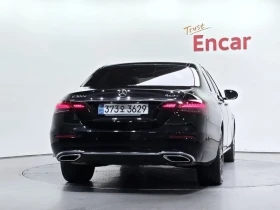 Mercedes-Benz E 300 E 4Matic Exclusive, снимка 4