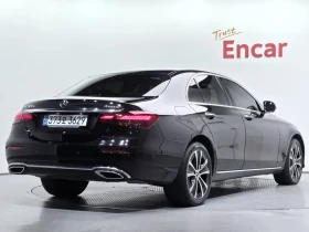 Mercedes-Benz E 300 E 4Matic Exclusive, снимка 2