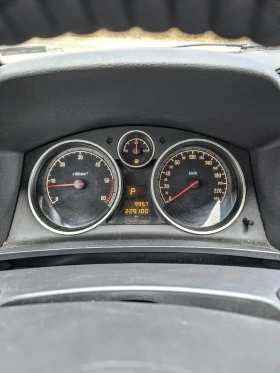 Opel Zafira АВТОМАТИК, 7 МЕСТА, ОБСЛУЖЕН  - 1750 € / 3422.70 лв. - 42902194 13