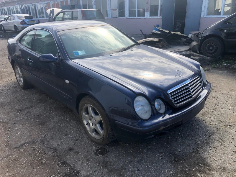 Mercedes-Benz CLK 2.0kompressor 192кс, снимка 3 - Автомобили и джипове - 41605656