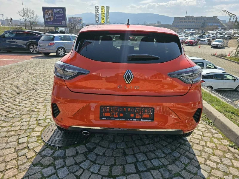 Renault Clio TEHNO, снимка 11 - Автомобили и джипове - 46505874