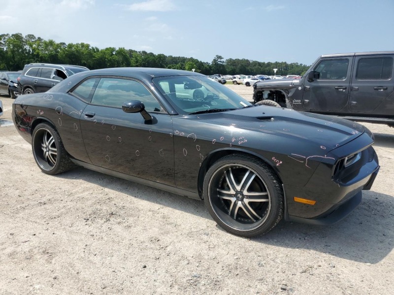 Dodge Challenger SXT, снимка 4 - Автомобили и джипове - 46324606