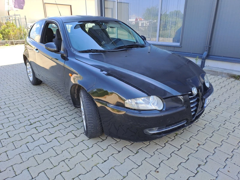 Alfa Romeo 147 1.9 JTD, снимка 2 - Автомобили и джипове - 47500307