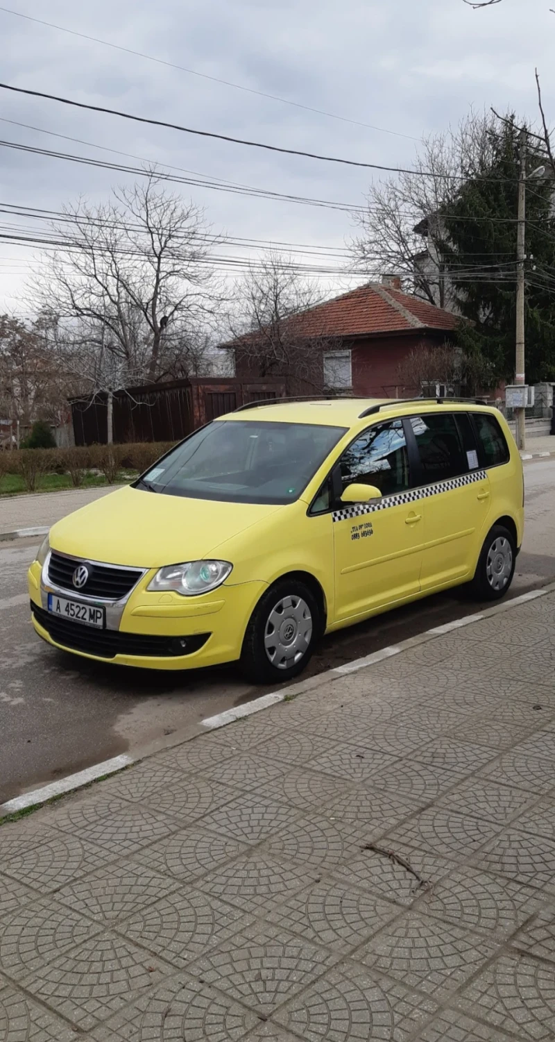 VW Touran, снимка 7 - Автомобили и джипове - 47194737