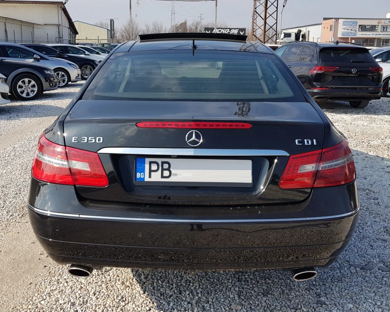 Mercedes-Benz E 350 CDI КУПЕ KEY LESS DISTRONIC HARMAN/KARDON ПОДГРЕВ , снимка 6 - Автомобили и джипове - 48992366