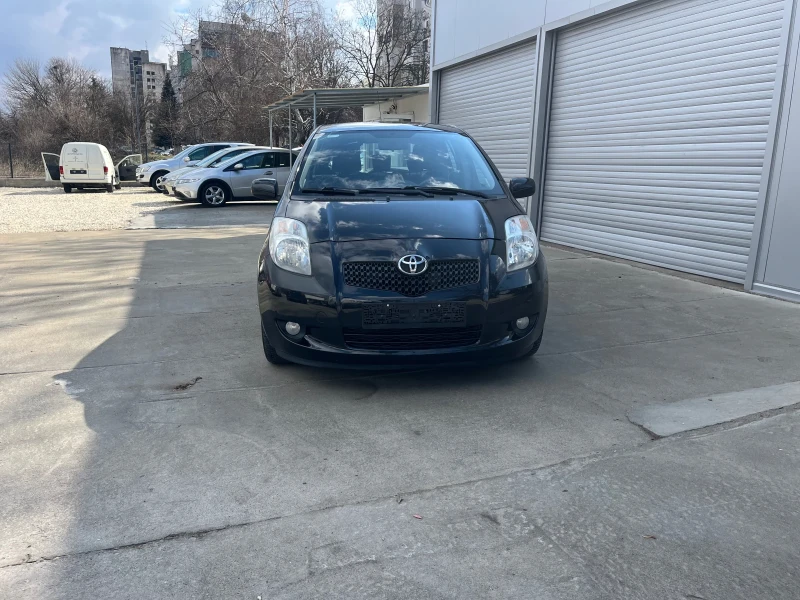 Toyota Yaris 1.3, снимка 5 - Автомобили и джипове - 49346273