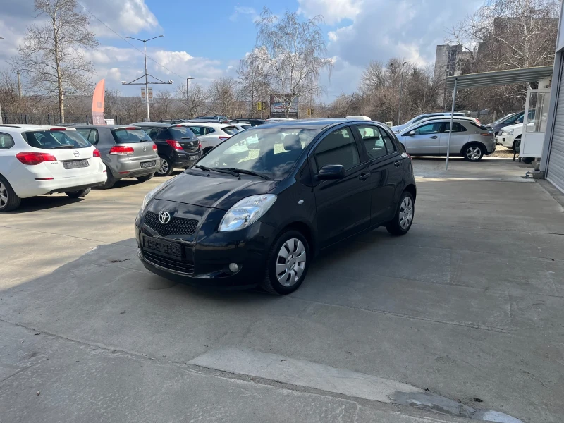 Toyota Yaris 1.3, снимка 3 - Автомобили и джипове - 49346273